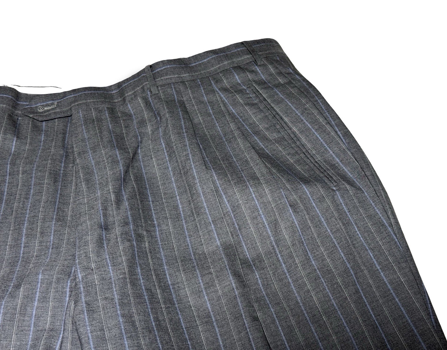 Vintage Corneliani 48R/40×28 Pants Super 150s Wool Gray Baby Blue Pinstripe Suit