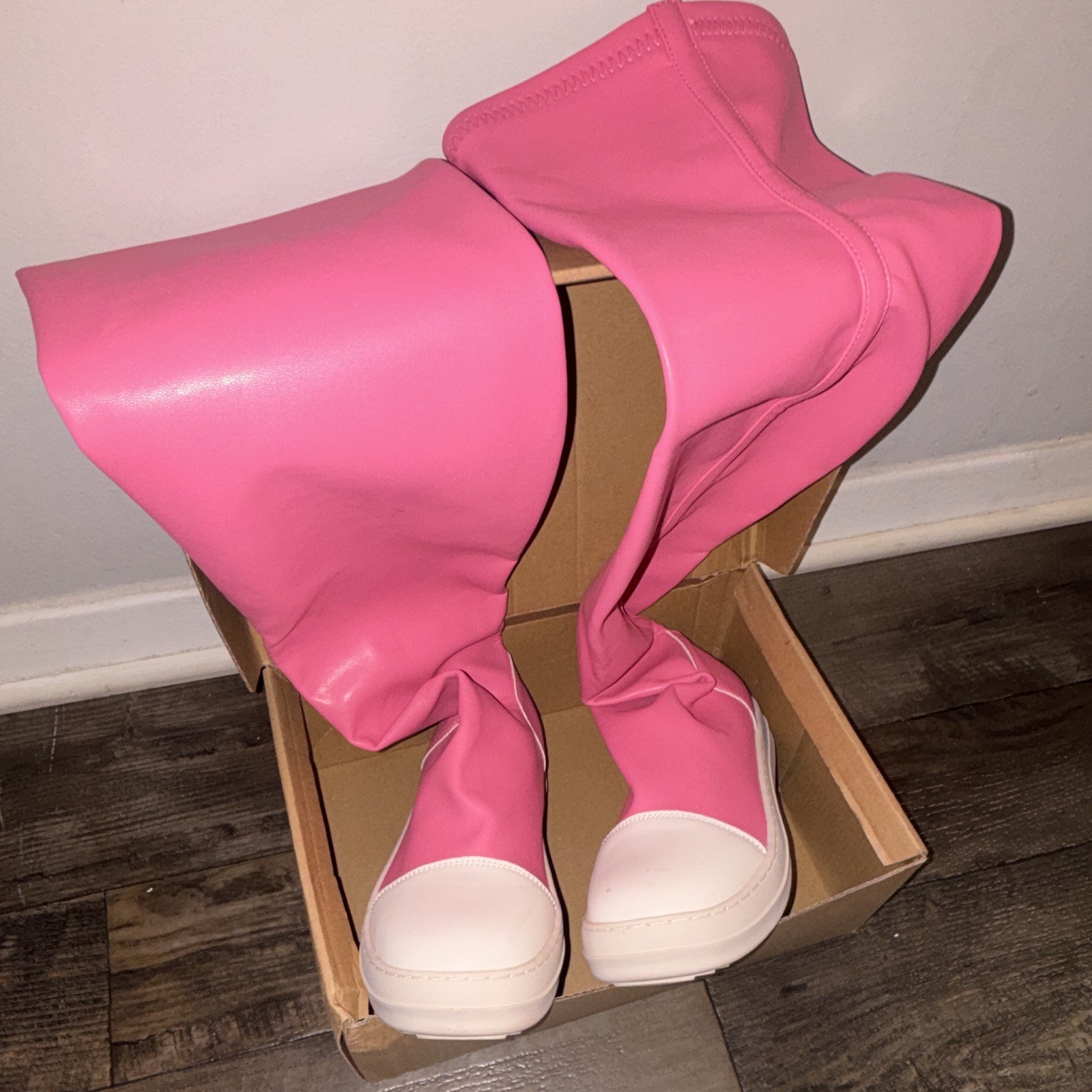 Women’s Pink Sock Thigh-High Boots Synthetic Upper Round Toe Solid Size 9