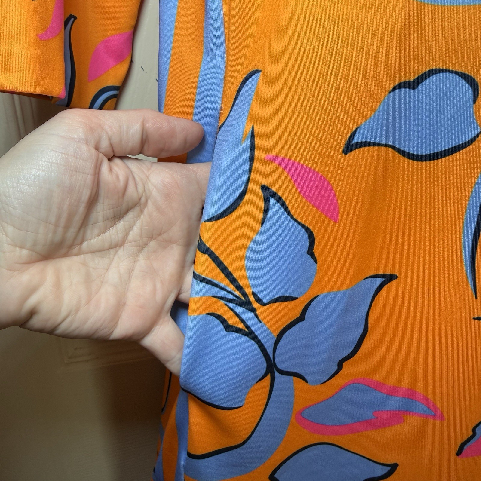 New Gretchen Scott Dress Size Large Tropical Floral Split Neck Vacation Resort