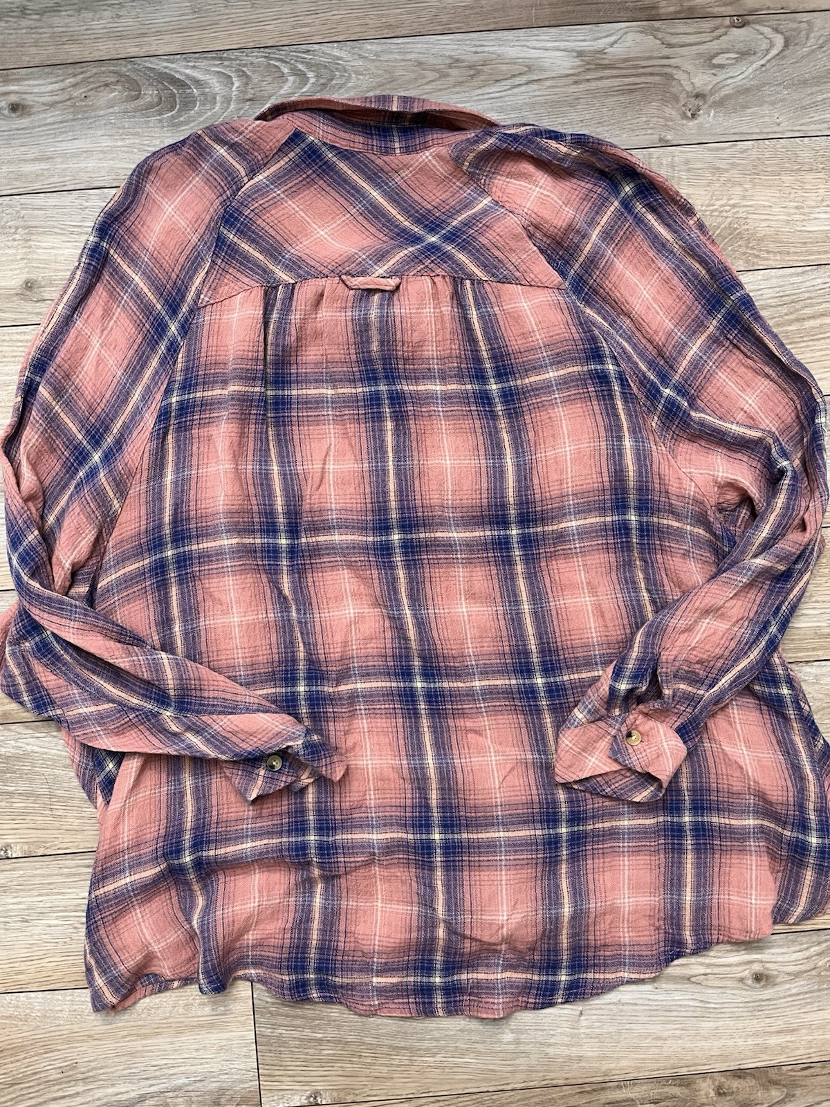 BDG Flannel Blouse Size Large