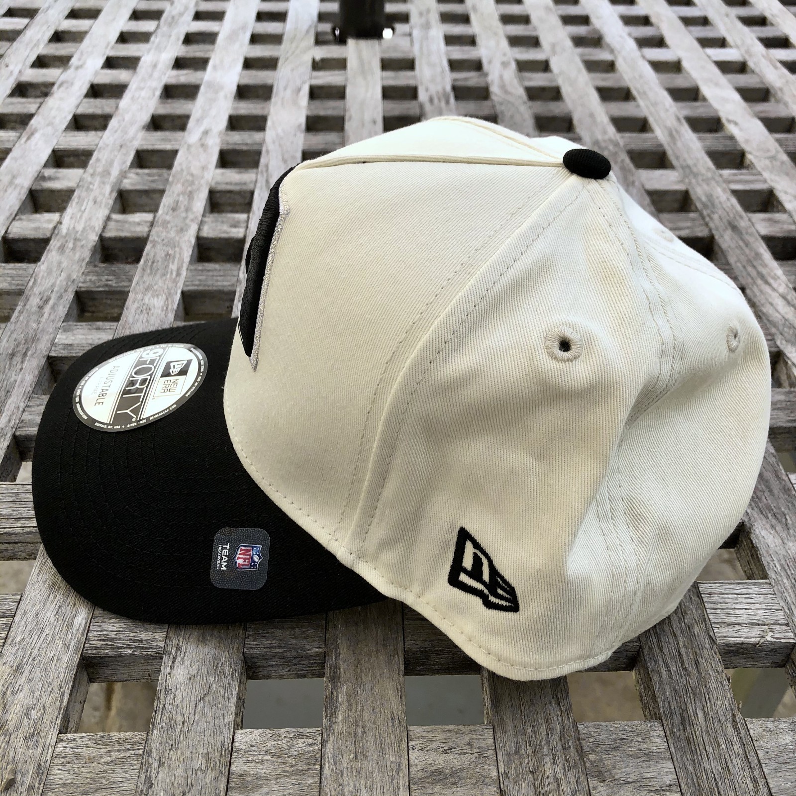 Atlanta Falcons Deceptor Alt Logo NFL New Era 9FORTY 2 Tone A Frame Snapback Hat