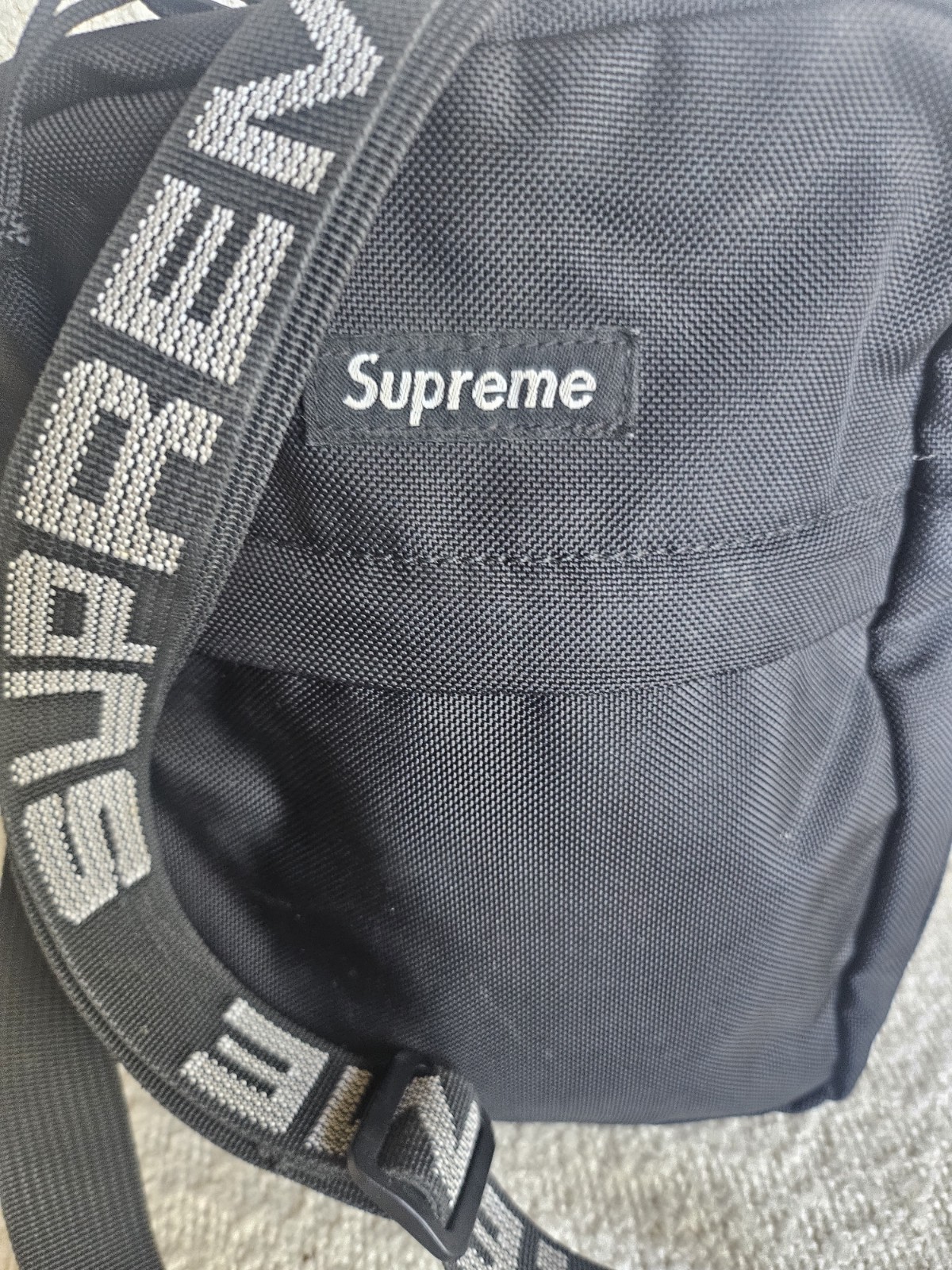 Supreme SS18 Shoulder Bag Black Cordura crossbody Authentic
