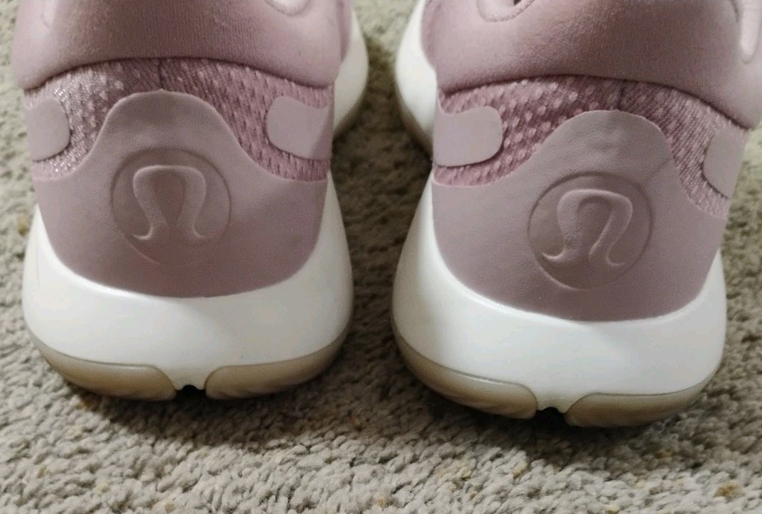 Lululemon Womens Strongfeel Pink Running Shoes Size 8. No Returns Accepted.