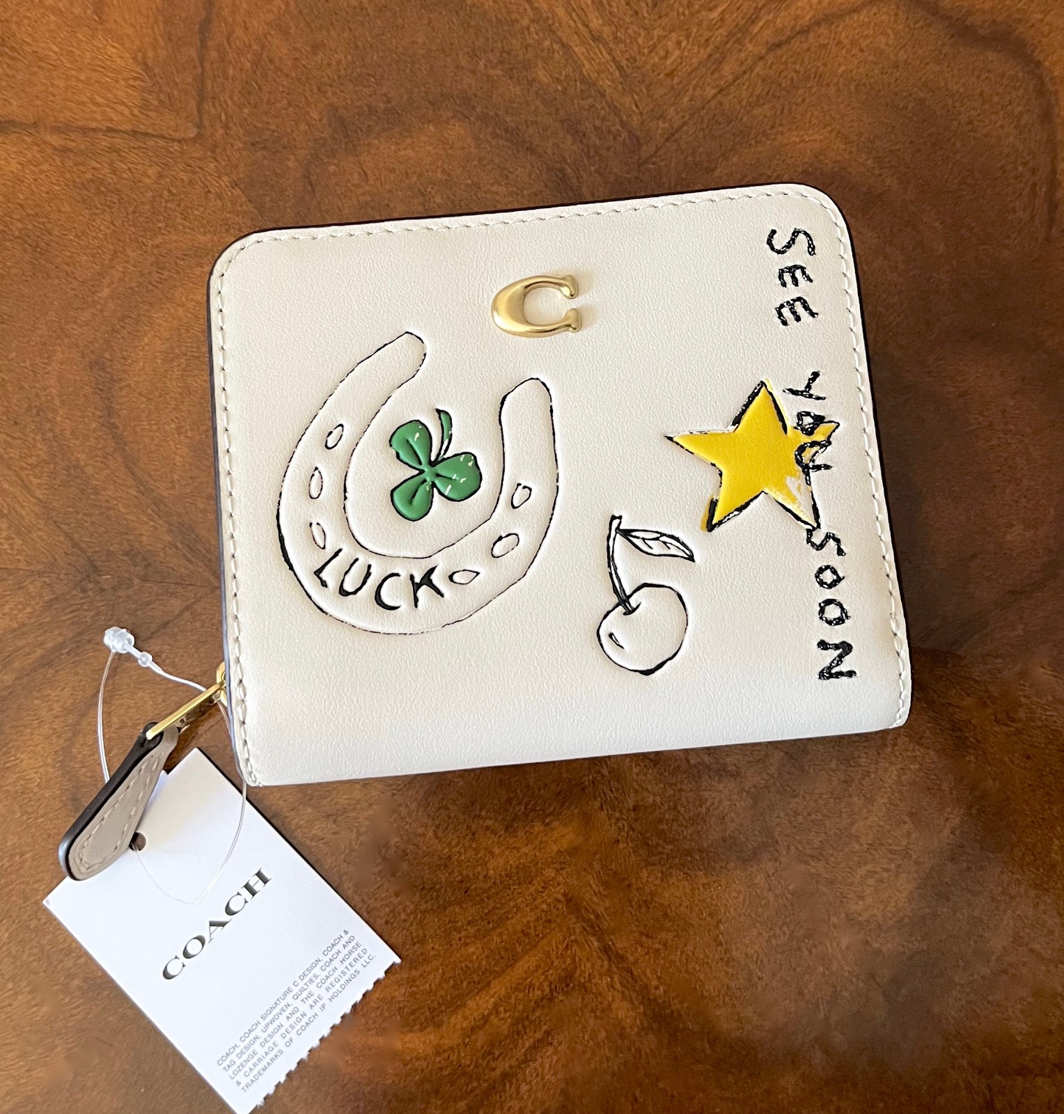 Coach Chalk Doodles ESSENTIAL SKETCH PRINT BILLFOLD WALLET Outside Zip Pocket