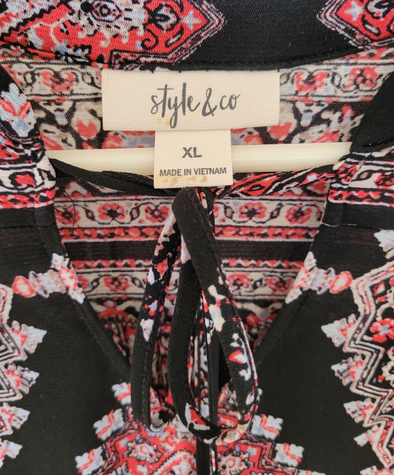 Women’s Style & Co Black Multicolored Lace Trim Stretch Top Blouse Size XL