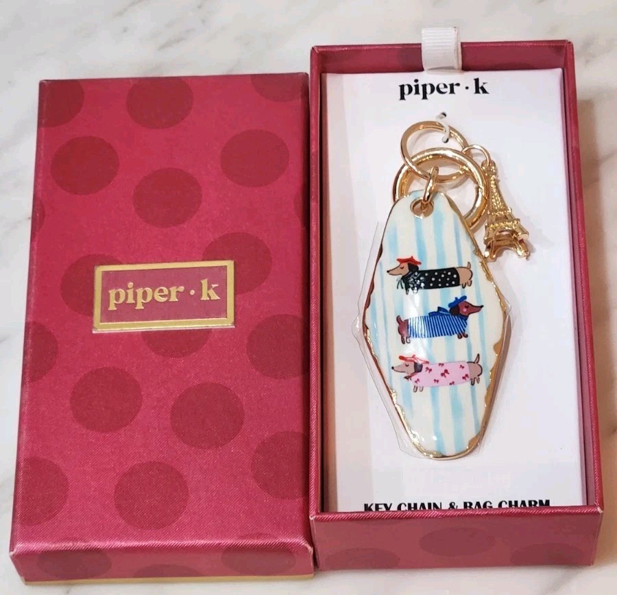 NIB! Piper K Dachshund Wiener Dog Eiffel Tower Paris Gold Accent Bag Charm