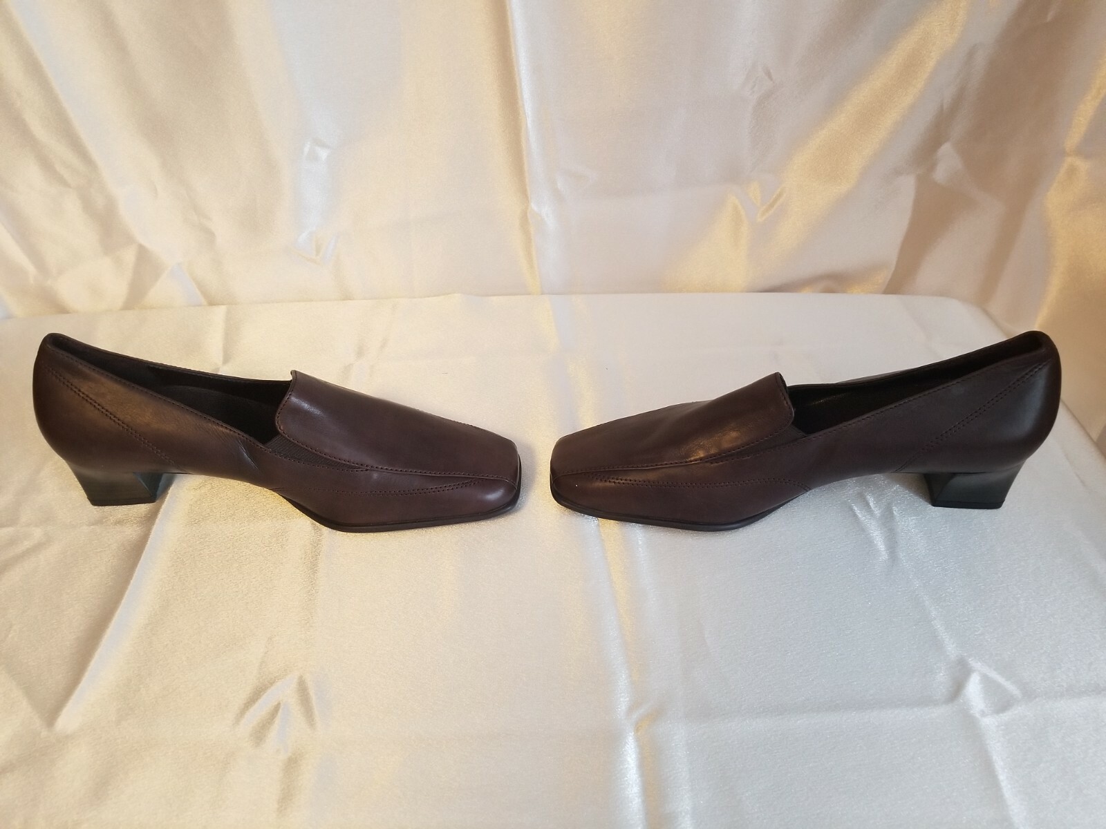Theresia M “Nancy” Brown Leather Women Shoes. Size US 6.5, Euro 37.5, UK 4.5