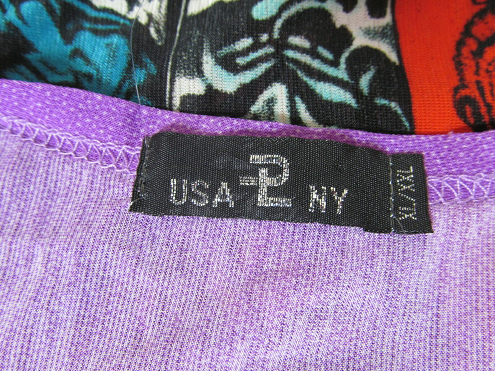 USA PL NY XL/XXL Pullover Top Colorful Crystal Accented Glamor Women Graphic