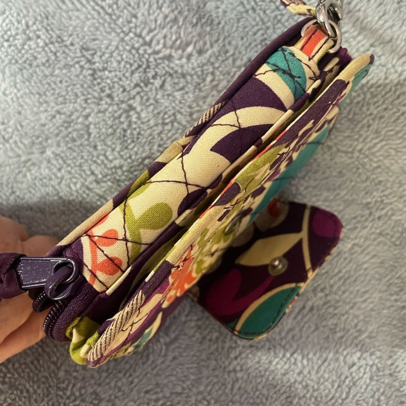 Vera Bradley Plum Crazy Smartphone Wristlet-Cotton Quilted-Retired