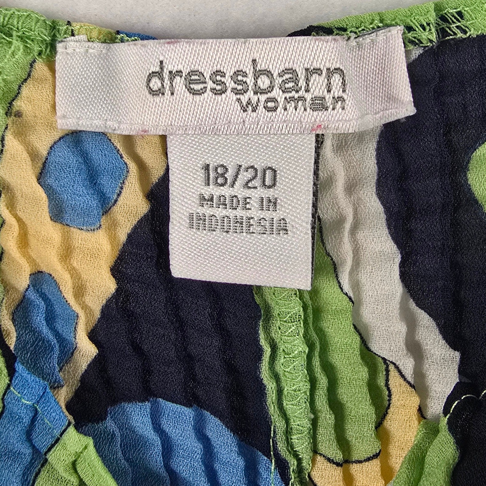 Dressbarn Woman Popcorn Texture Tank Top Women 18/20 Green Blue Abstract Paisley