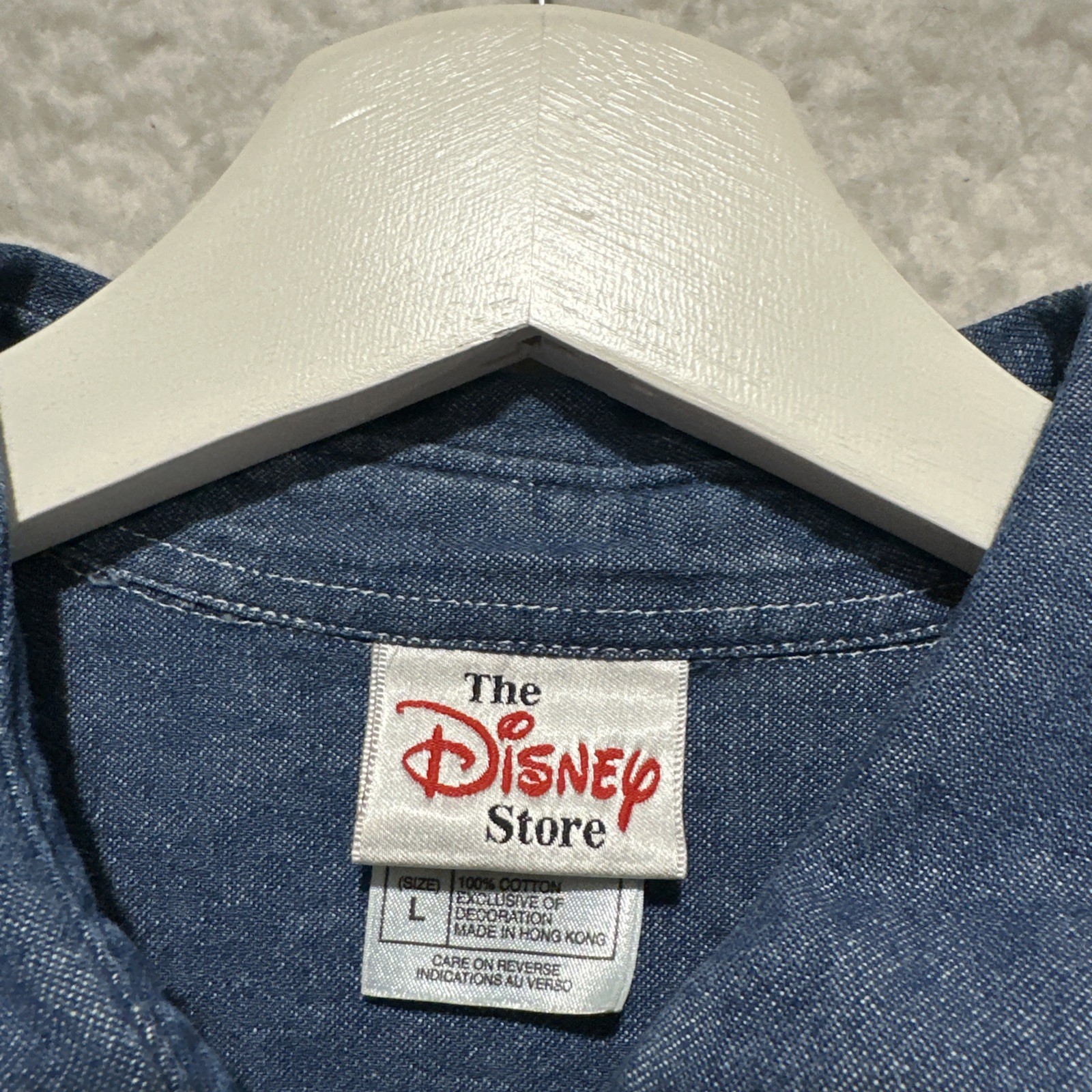 VTG Disney Store Women’s L Blue Denim Button-Down Shirt Chest Pocket Logo