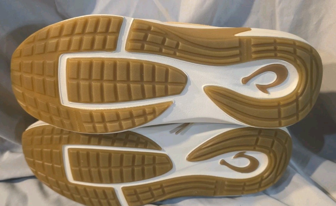 Olukai Kōheo Convertible Sneaker Golden Sand Men Size 10 New No Box
