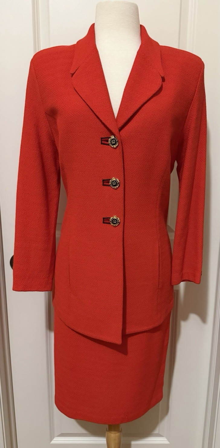 St. John Collection Women’s 2pc Knit Skirt Suit Red / Orange sz-12