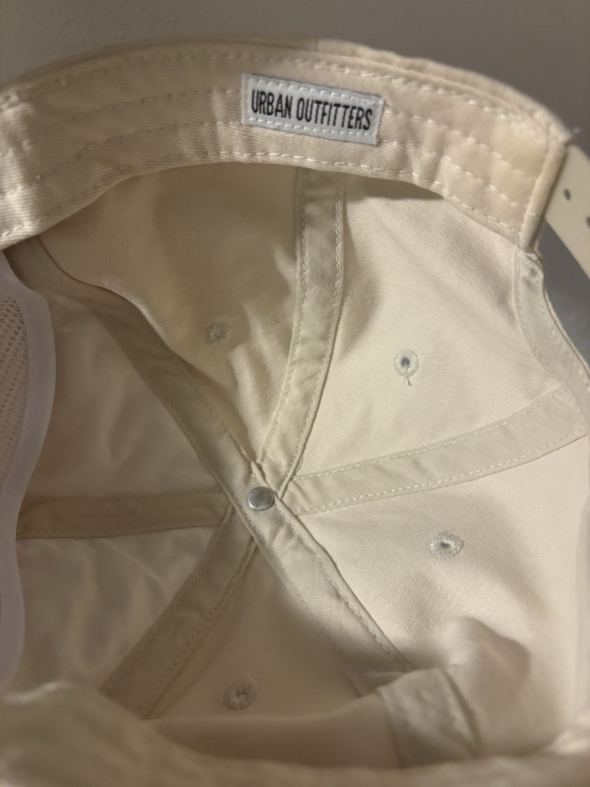 Urban Outfitters Cream & Navy ‘DUMP HIM’ Snapcback