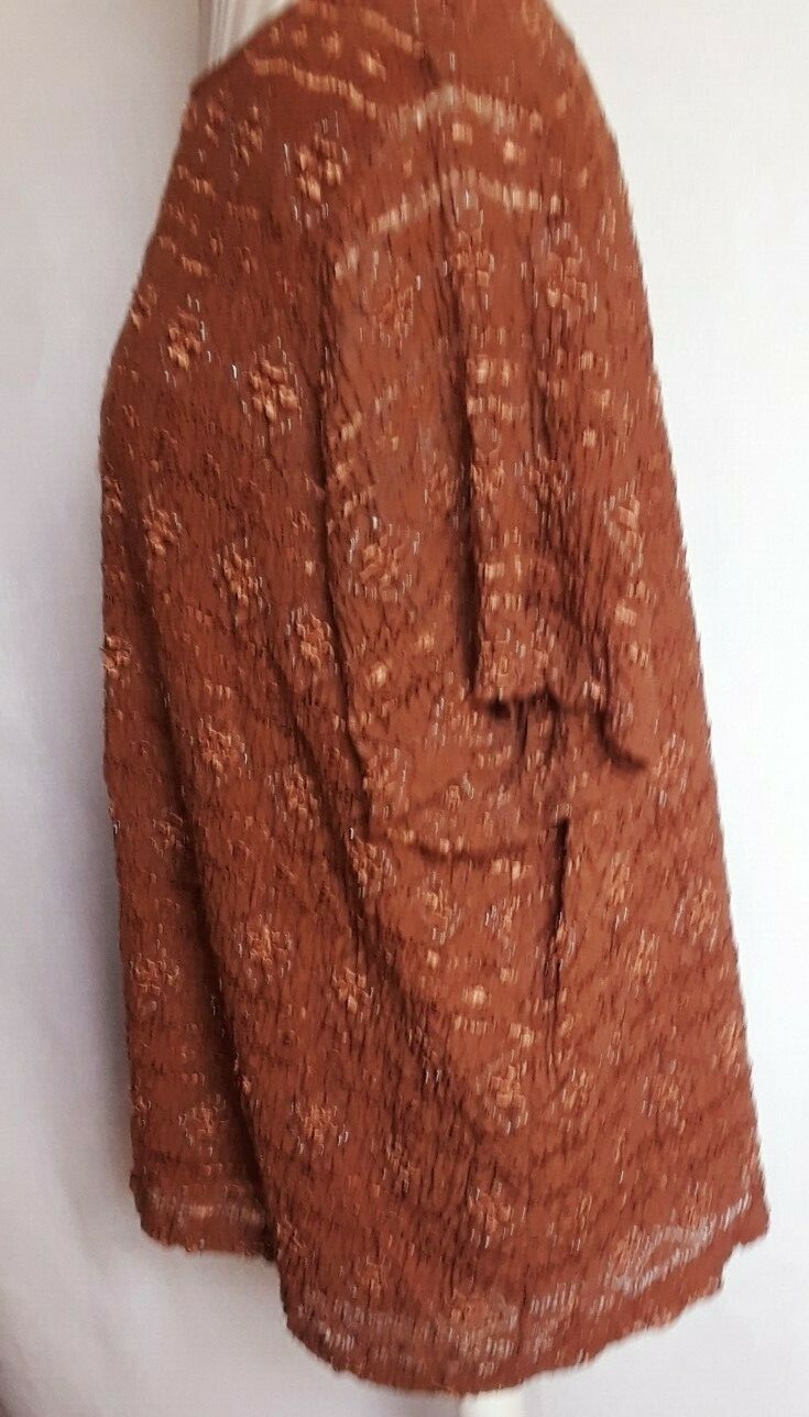  TA1-19 Maggie Barnes 3x ladies top, medium brown with highlights, lined
