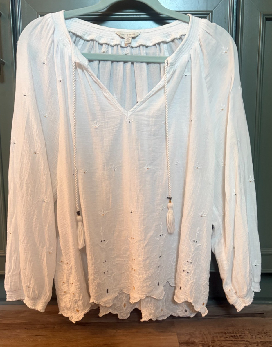Lucky Brand Boho White Eyelet Embroidered Peasant Bouse Cotton Embroidered Med