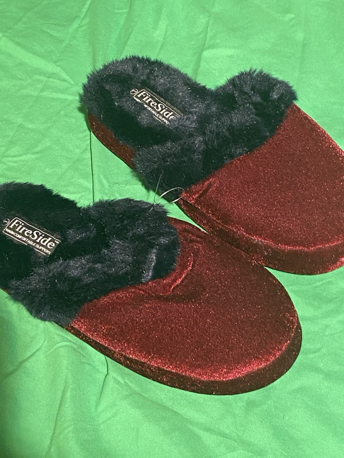 FireSide Women’s Size 6 Red/Black Mule Slip-On Slippers Faux Fur Lined