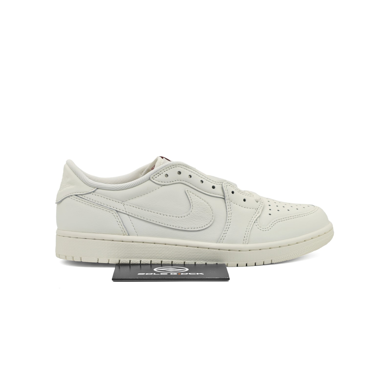 Air Jordan 1 Low OG ‘Sail’ HQ6998-100