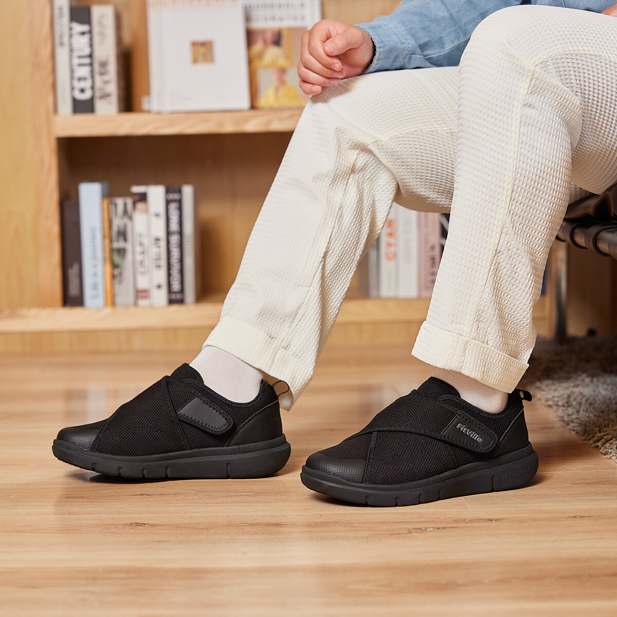 FitVille Men’s Diabetic Shoes Extra Wide Adjustable Walking Slip-on Swollen Feet