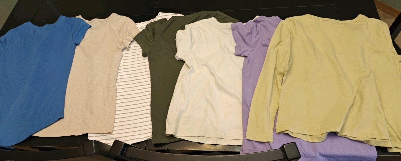 Women’s Basic Tees Size XS Lot of 7 Plain T-shirts Solids Tops Lot plain