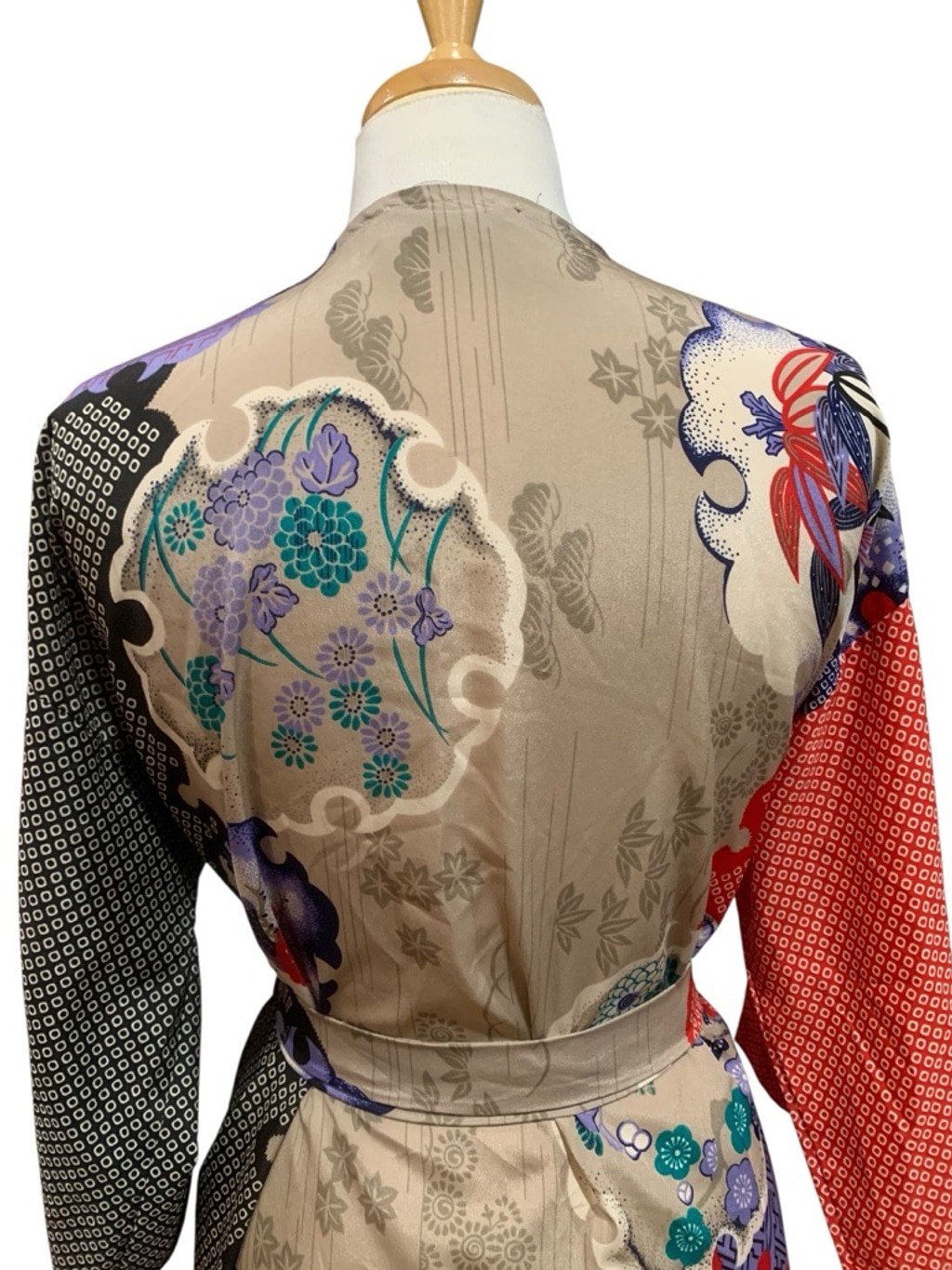 Vntg 80’s Vassarette Robe S Red Black Floral Geometric Asian Print