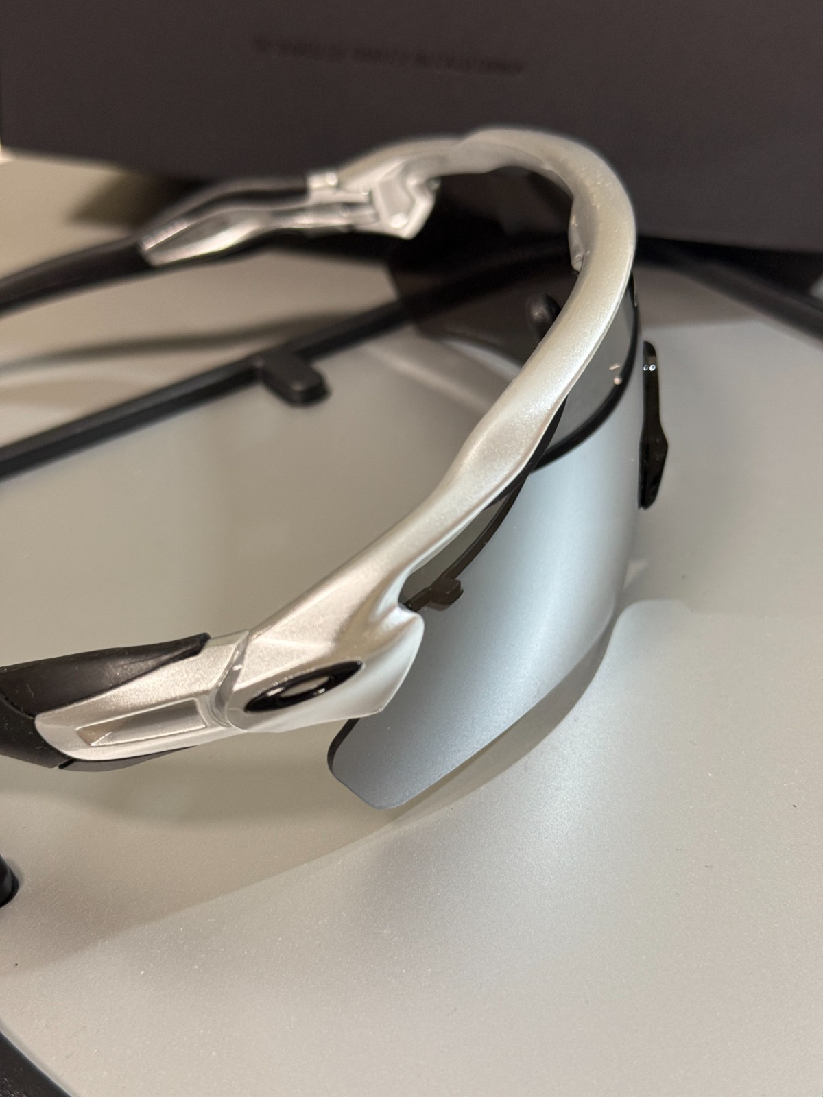 Oakley Radar EV Path Sunglasses Silver Frame Mirrored W/PRIZM Lenses OO9208