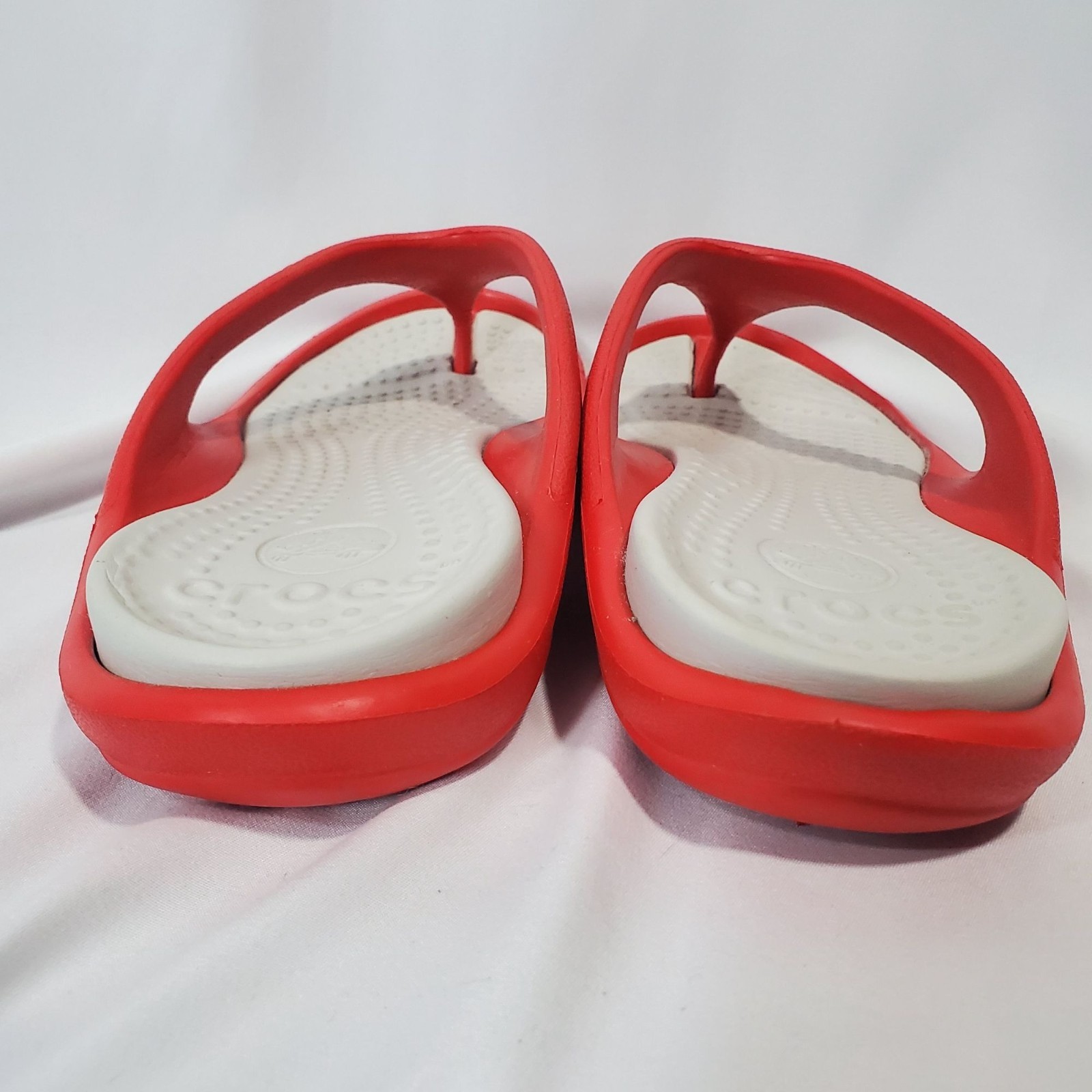 Crocs Red & White Comfort Flip Flop Sandals Size W8 M6 Durable Comfort Thongs