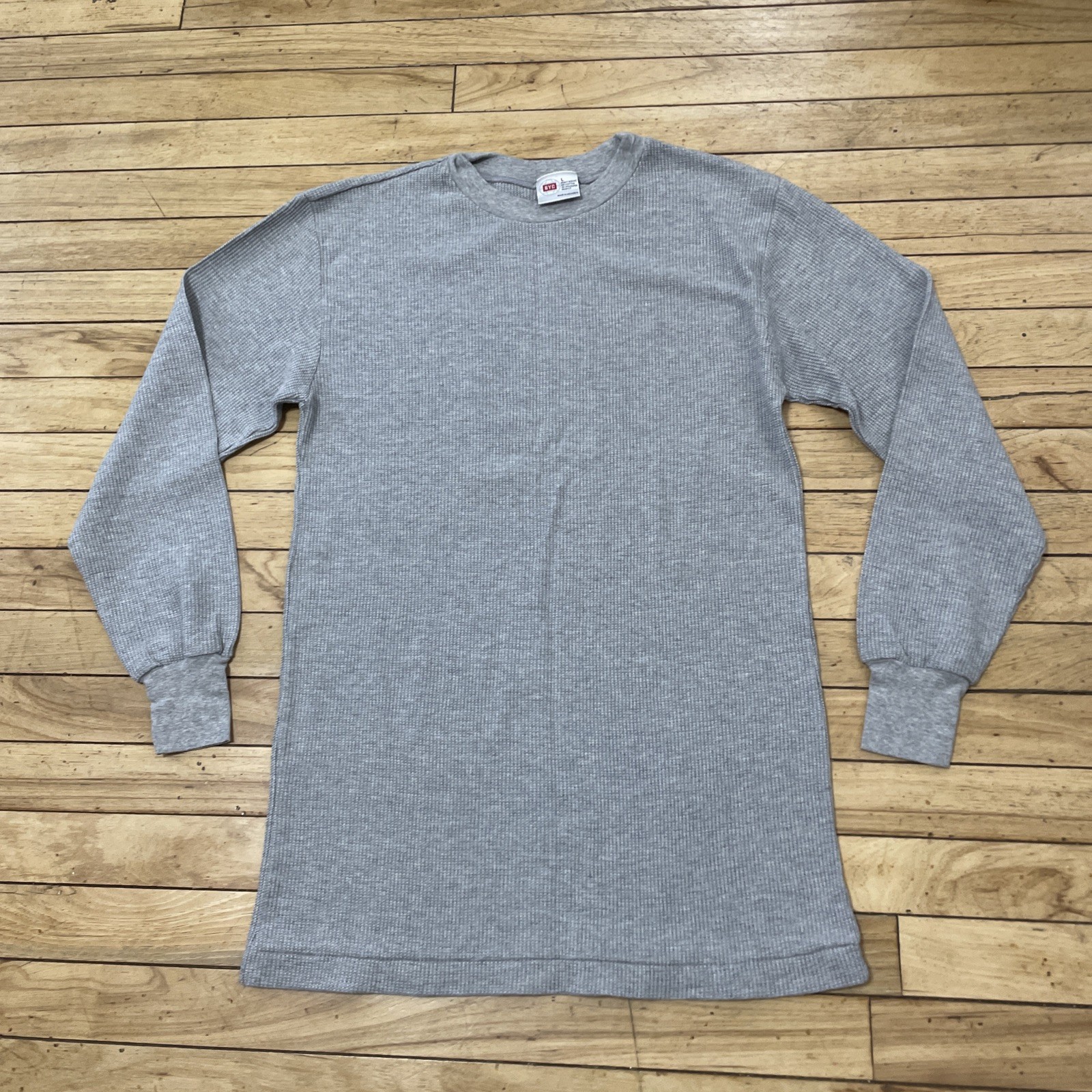 BYC Shirt Men L Light Gray Slim Thermal Waffle Knit Long Sleeve Skate Sk8 36″