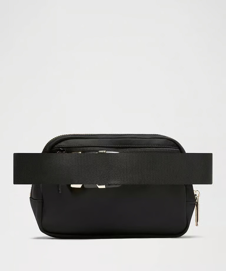 Lululemon Everywhere Belt Bag 1L Metal Hardware Black / Gold NWT