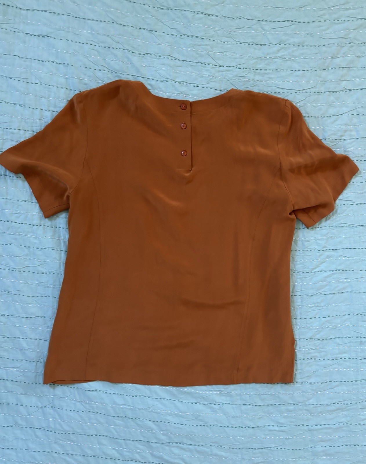 100% Silk Boutique Short Sleeve Blouse Rust Orange Back Button Detail Small