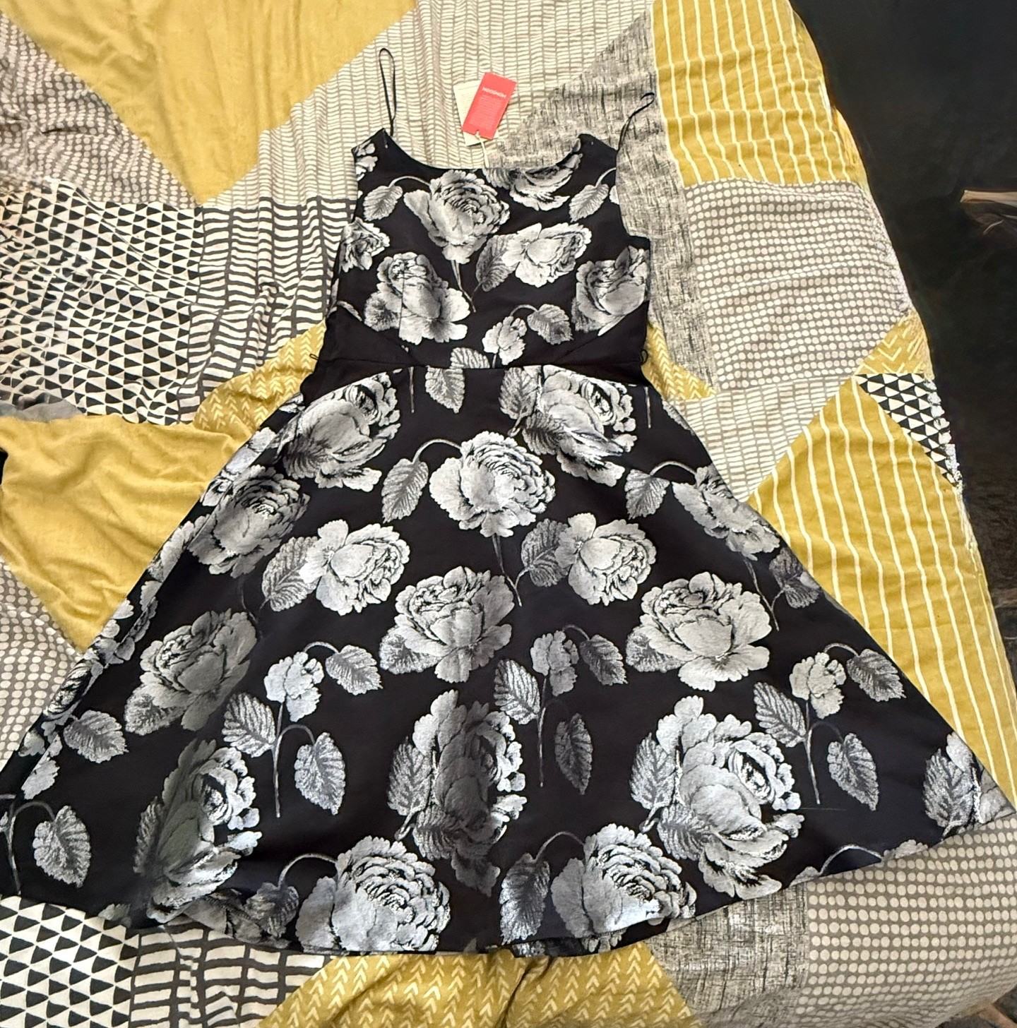 Monsoon Dress Women’s Size UK14 BNWT Black & silver flower pattern