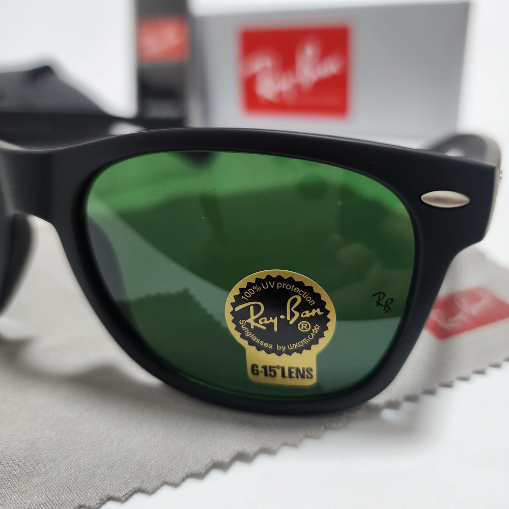 Ray-Ban RB2140 Wayfarer Sunglasses Black Frame Glass Green Lens 50-22 mm
