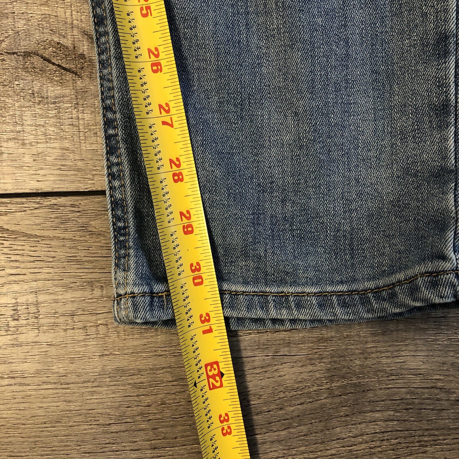 Levi’s 541 All Seasons Tech Jeans Mens Size 32x(31) Straight Leg Medium Wash