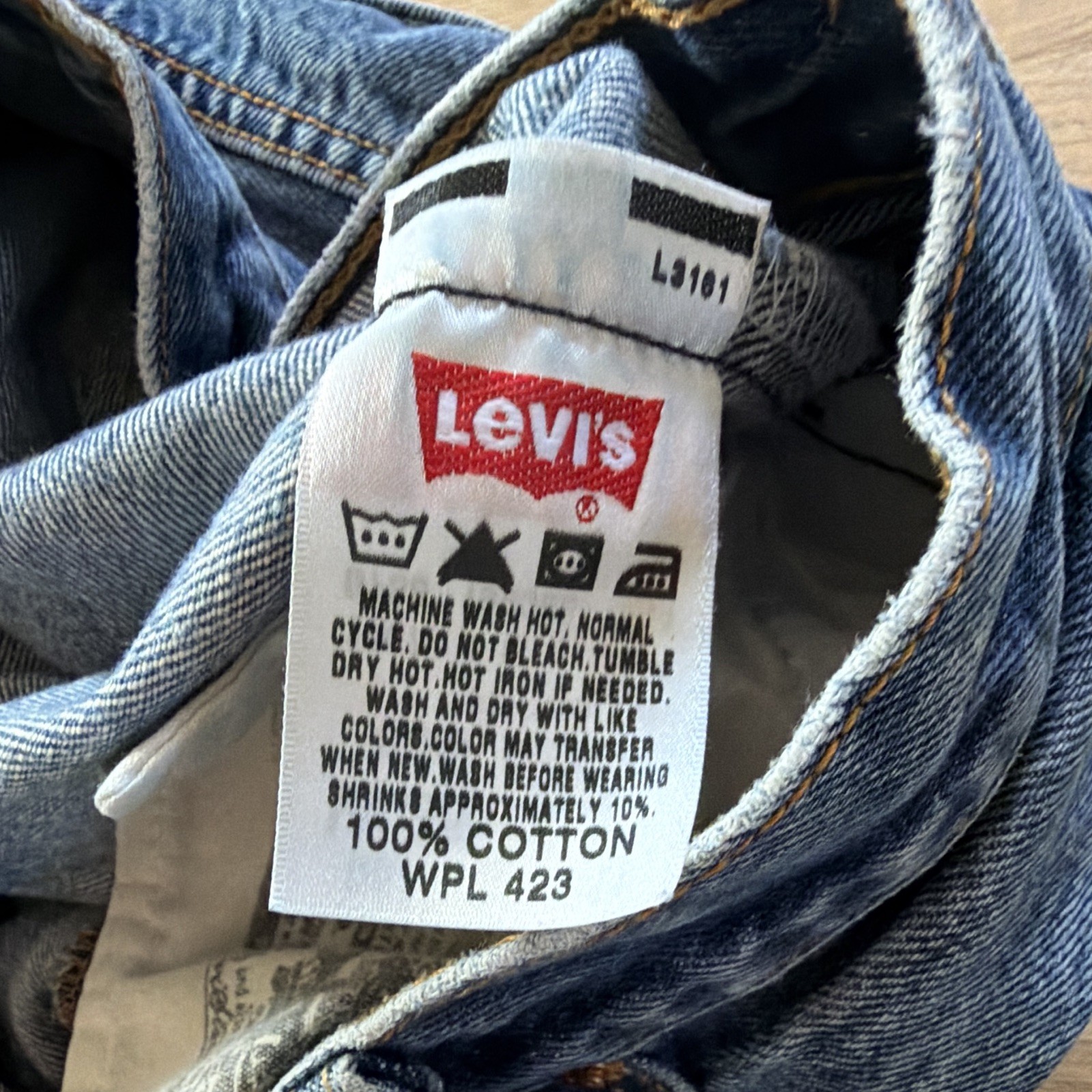 Early 2000s Levi’s Men’s Blue Denim 501XX Jeans