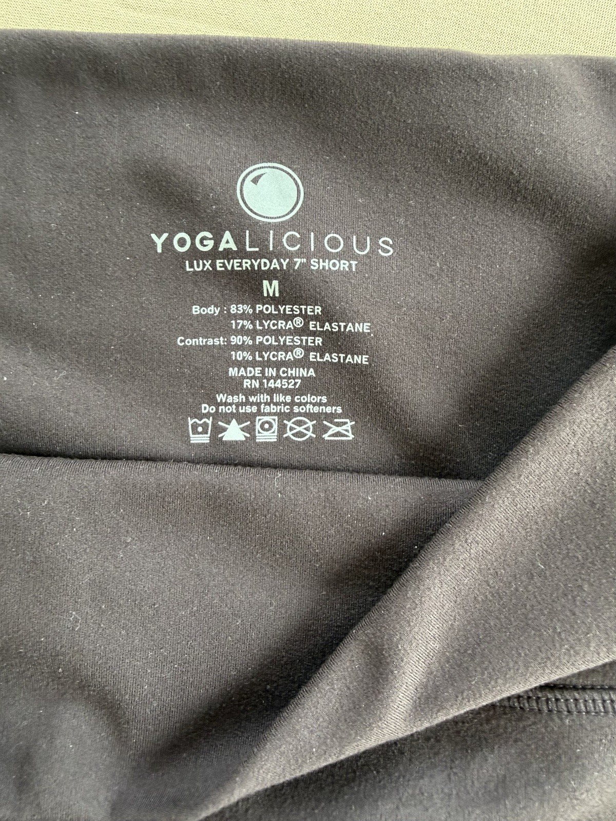 *4 PAIRS* See description Yogalicious LUX Everyday Women’s Biker Shorts Yoga M
