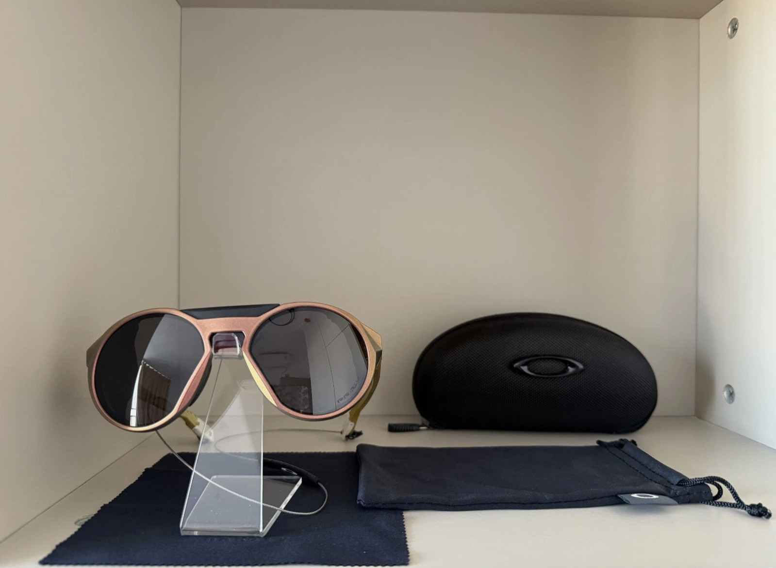 Oakley OO9440 Clifden PRIZM Sunglasses Matte Gradient Black Frame