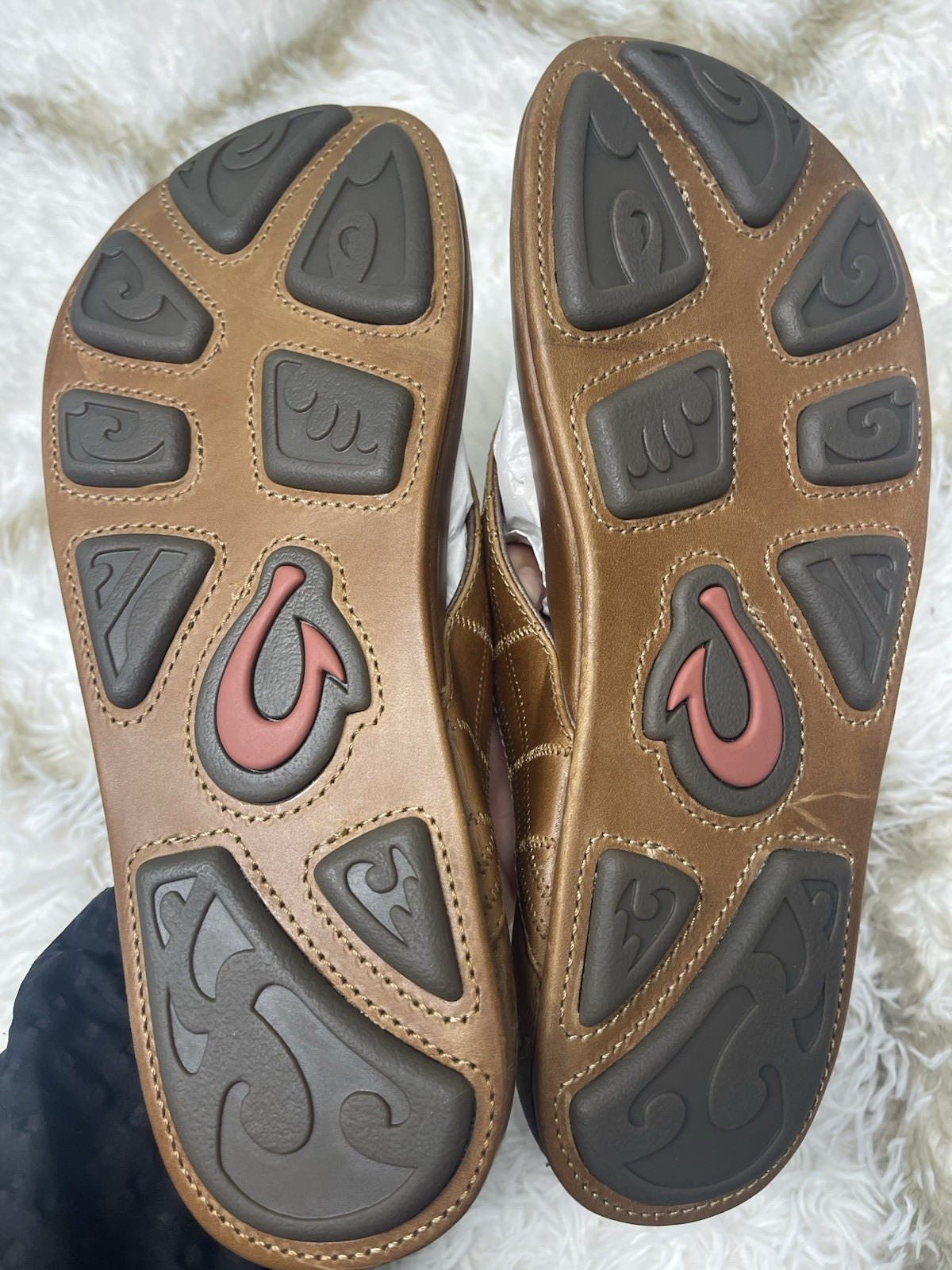 *NWT*Olukai Men’s Size 11 Hokule’a Kia Flip Flop Beach Outdoor Sandals -Tan $140