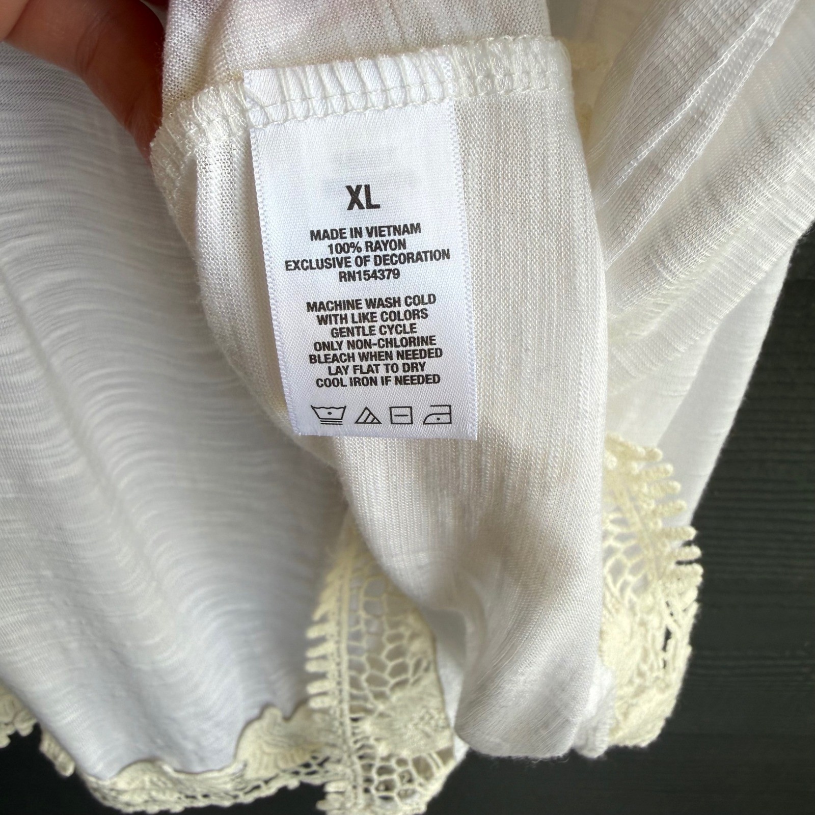 AEROPOSTALE Soft & Sexy Rayon Crochet Trim Racerback Tank Top XL White