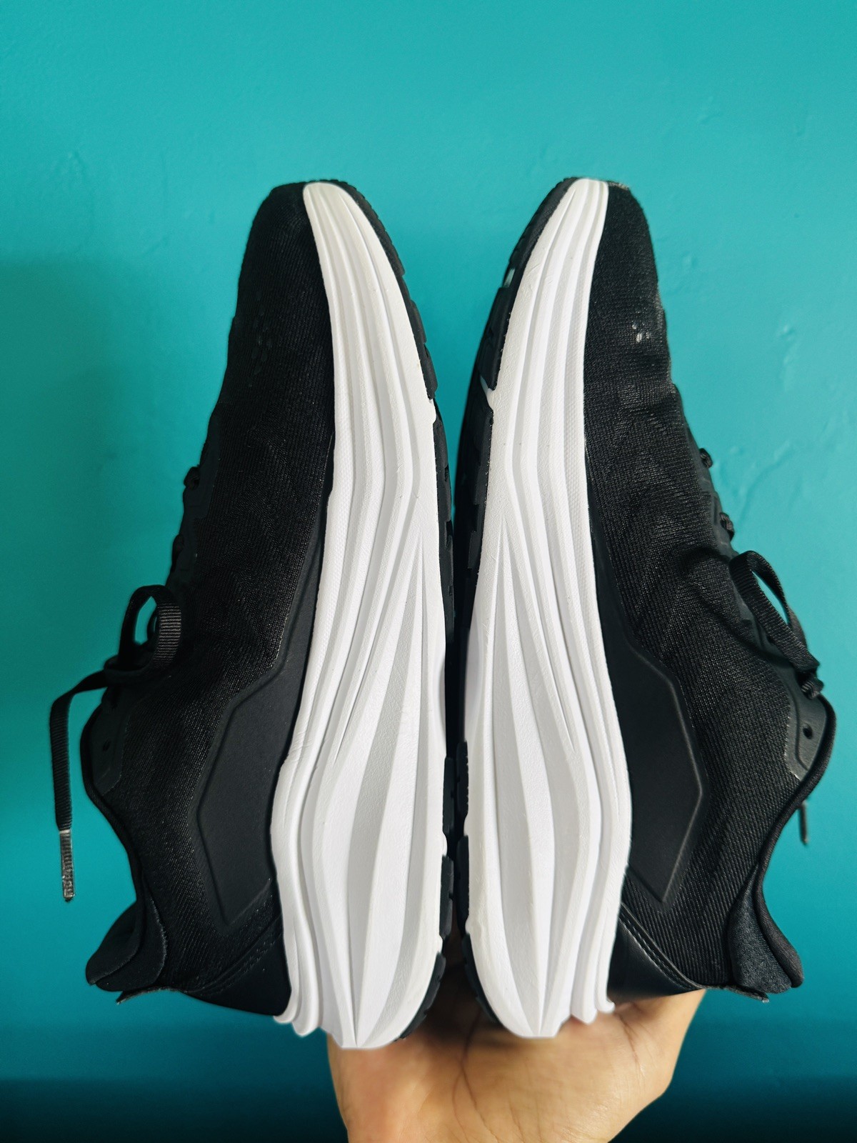 Avia Avi-Move Women’s Running Shoes Size 9 Black White Walking Athletic Sneakers