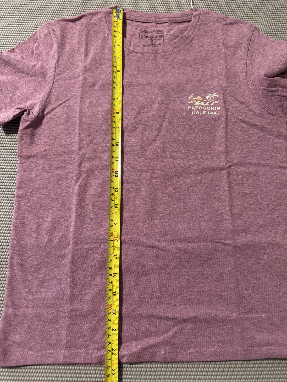 Patagonia Women’s Coastal Song Responsibili-Tee – Haleiwa – 37725 – Size S – NWT