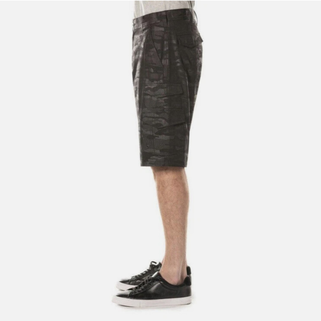 Iron Co Shorts Mens 38 Blackout Camo Stretch Performance Hybrid Cargo
