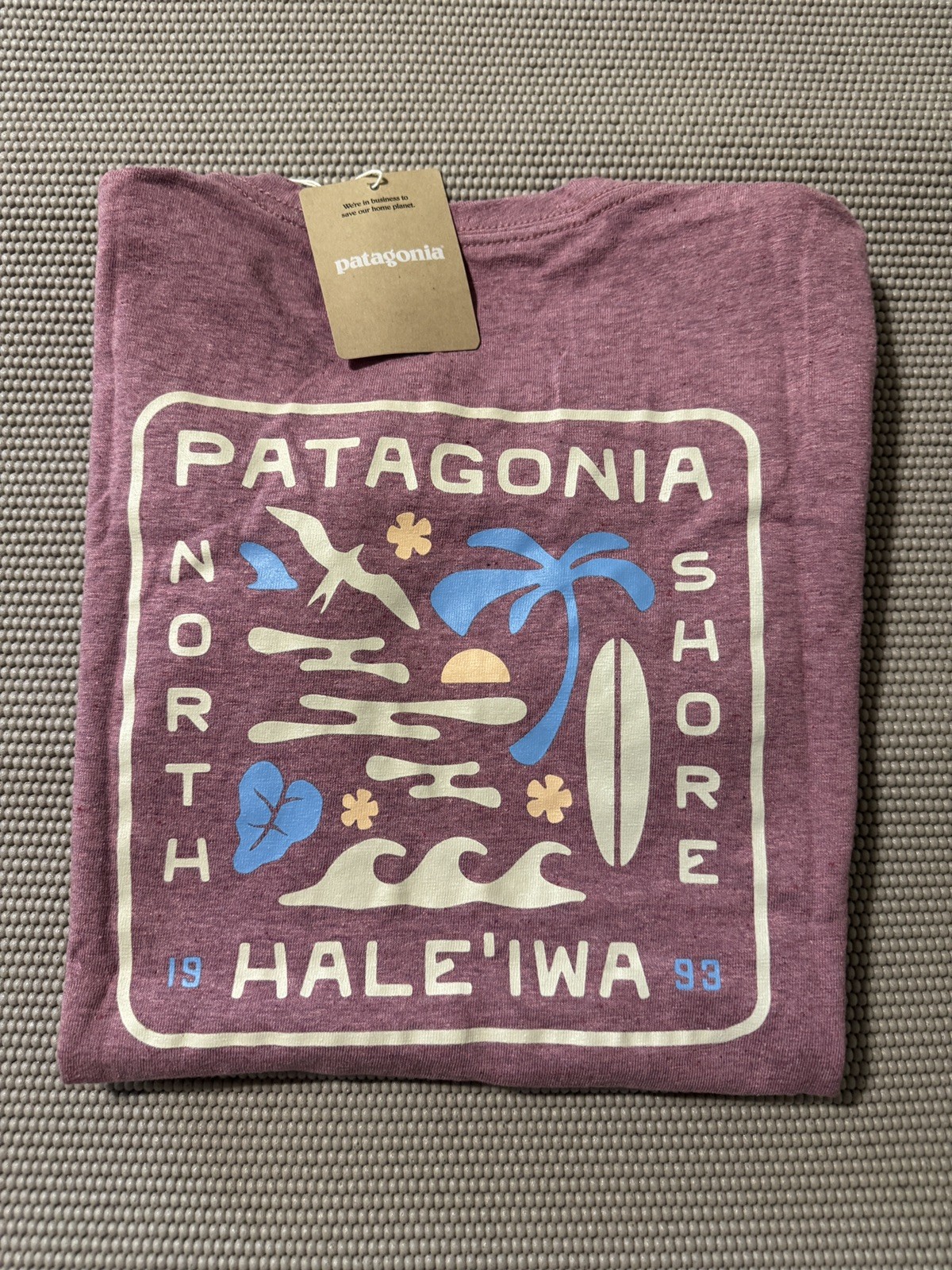 Patagonia Women’s Coastal Song Responsibili-Tee – Haleiwa – 37725 – Size S – NWT