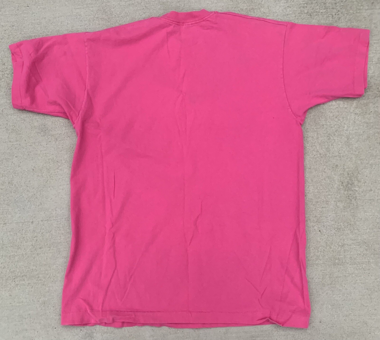 Vintage Wet T-shirts belong in the dryer. Virginia Slims V wear t shirt Size XL
