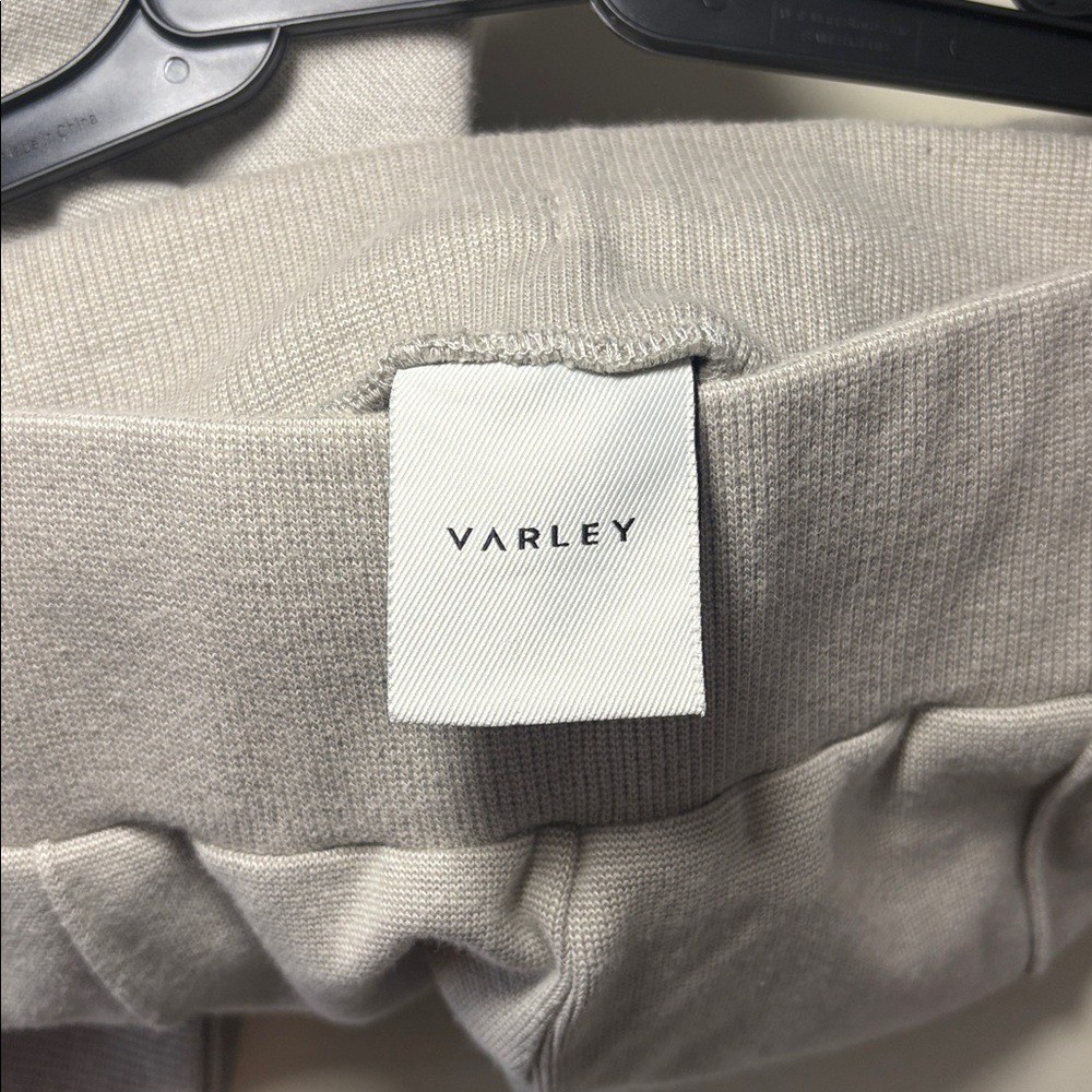Varley Amberley Jogger Pants High Rise Pleated Pull On Tapered Light Gray small
