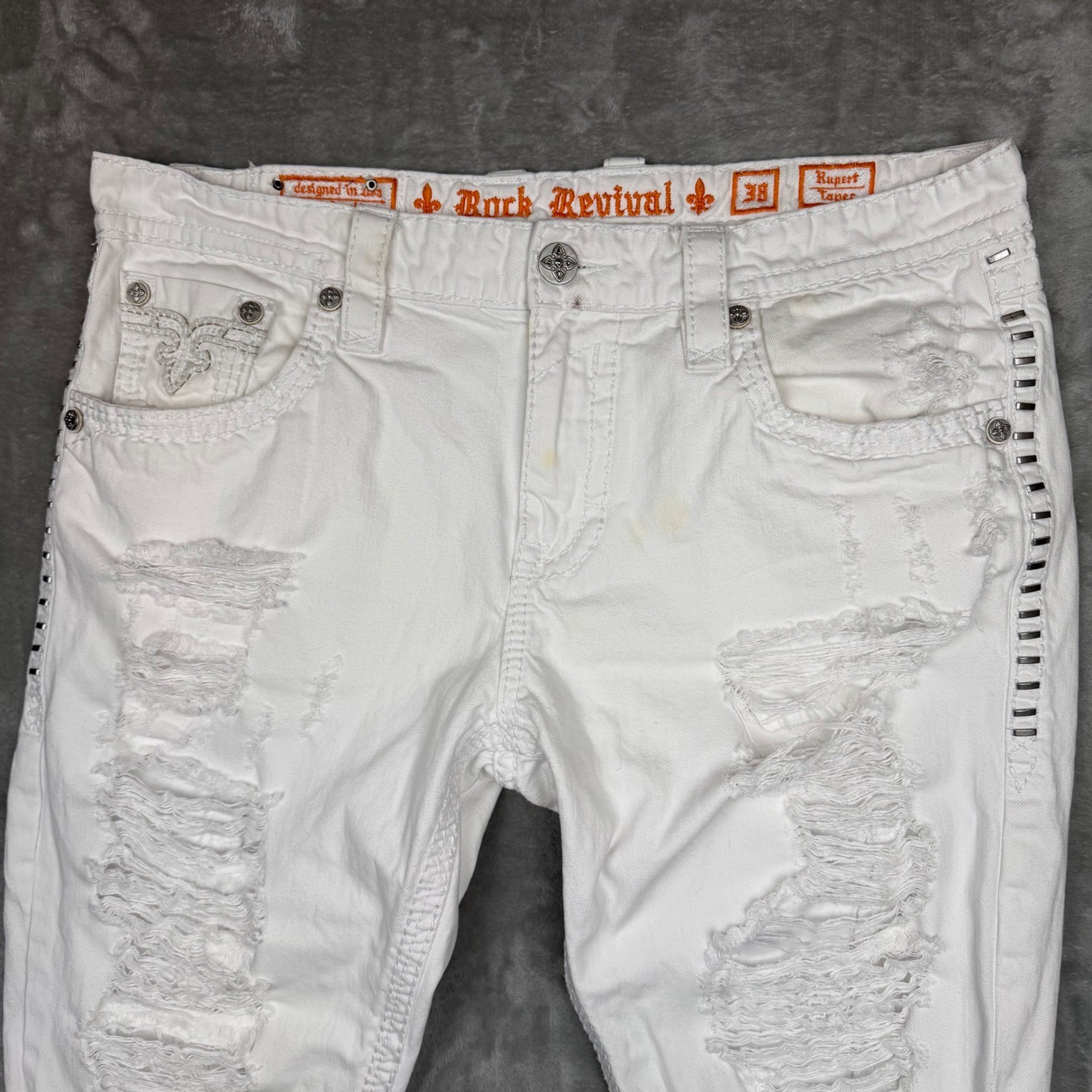 Rock Revival Rupert TA1 Mens 38 White Distressed Studded Straight Jeans