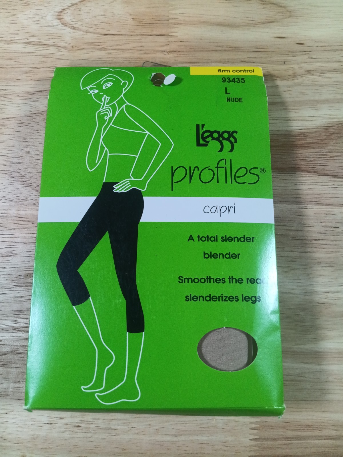 Leggs Profiles Capri Firm Control Nude Size Large New