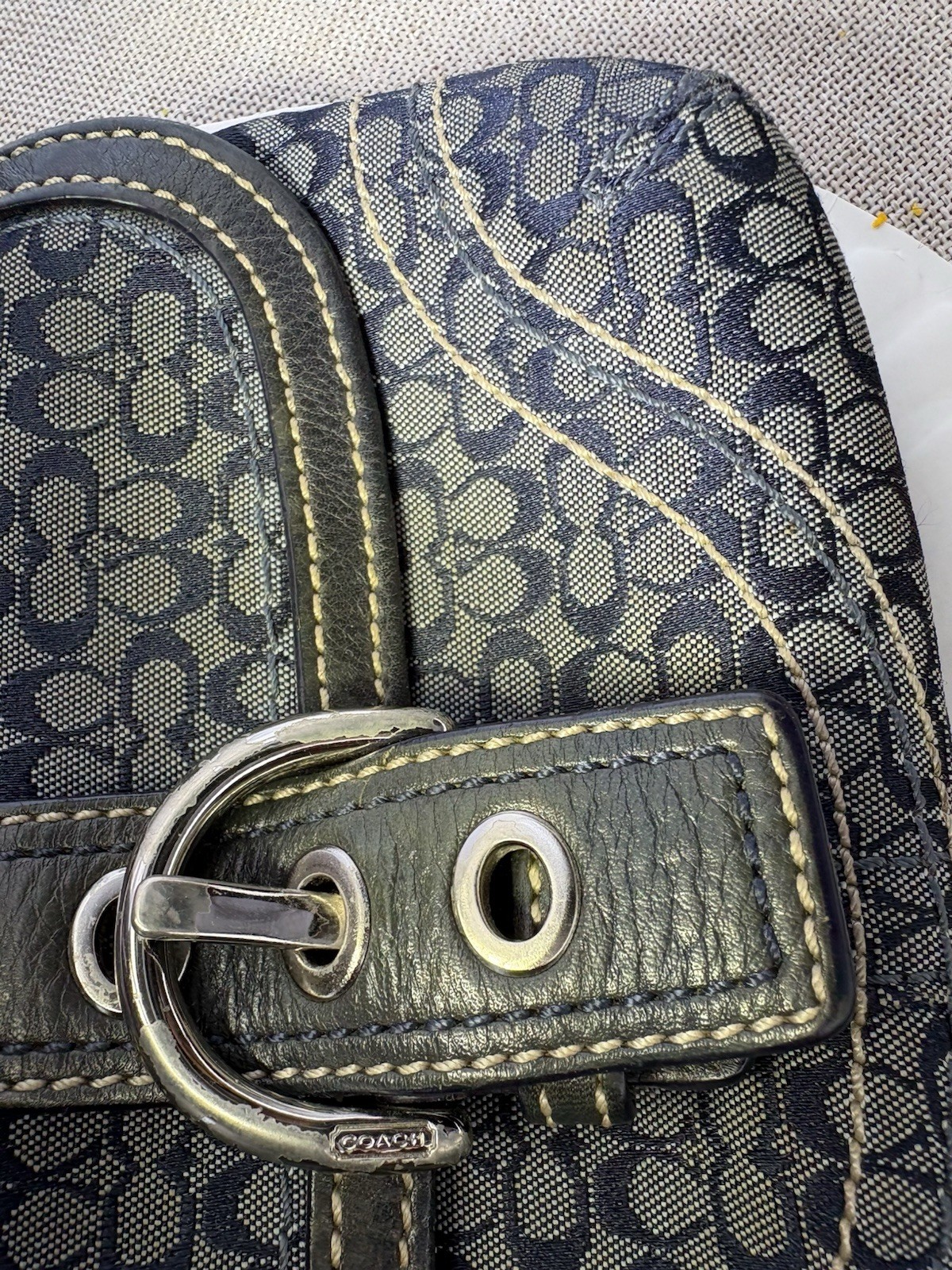 Vintage Coach Soho Signature C Buckle Wristlet Blue Jacquard Canvas Leather Trim
