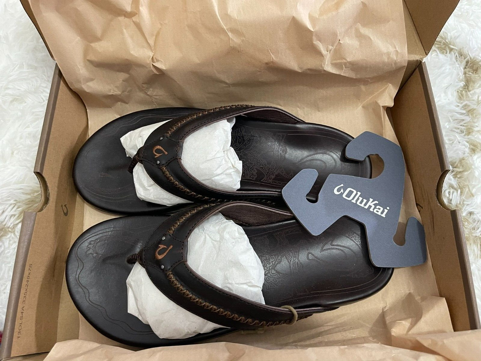 OluKai Men’s Size 11 Mea Ola Leather Beach Outdoor Sandals -Dark Java New In Box