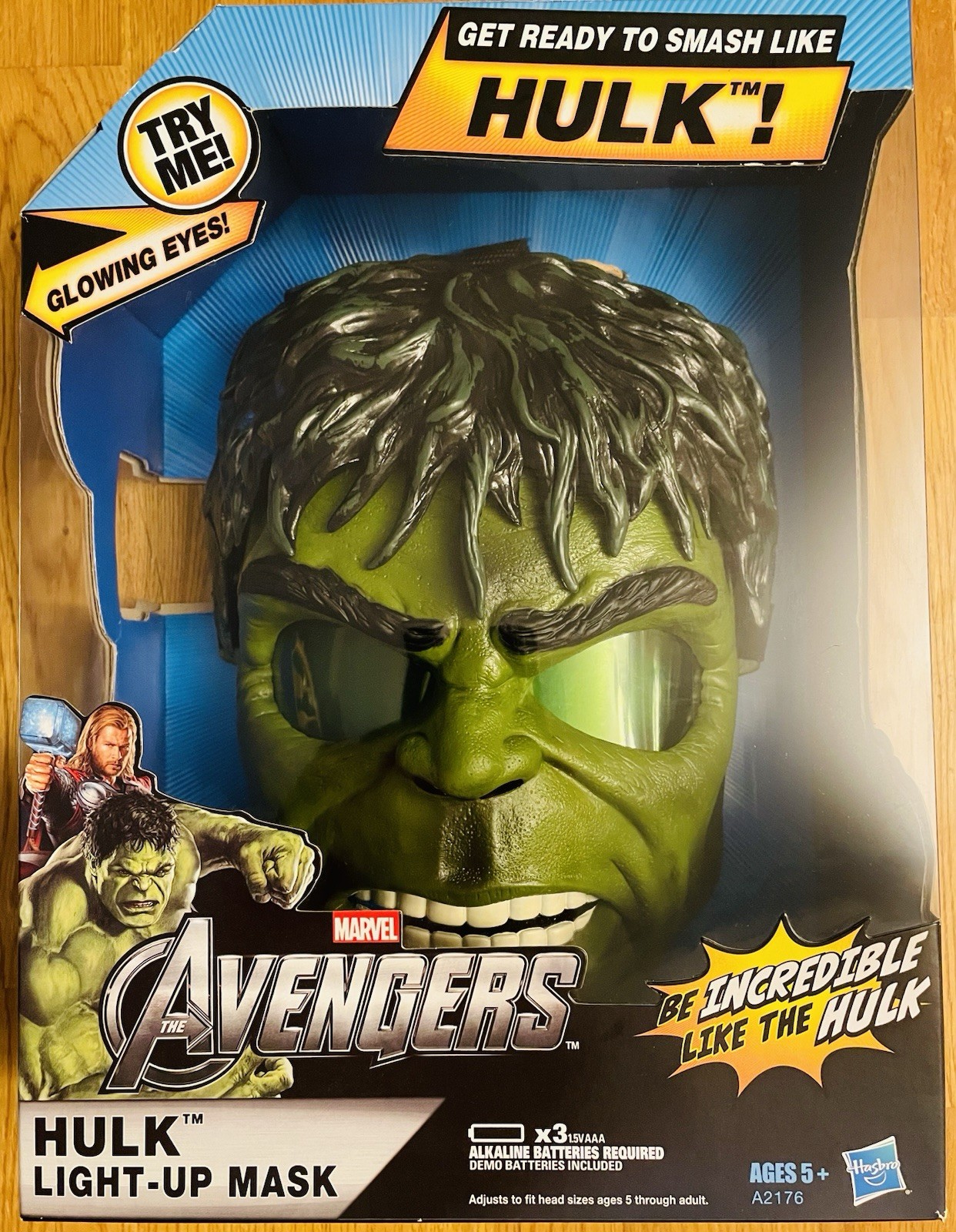 Marvel the Avengers Incredible Hulk Light-Up Mask Green