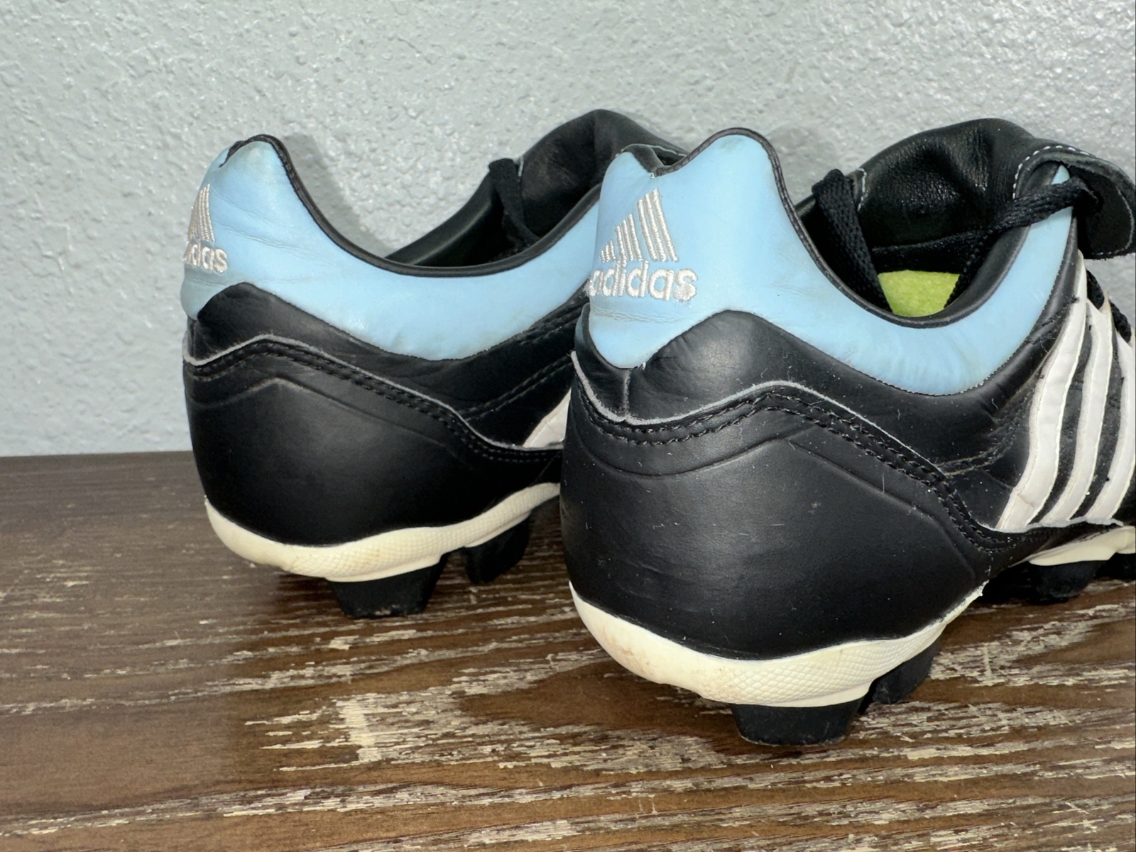 Adidas Vintage 2002 Firm Ground Soccer Cleats Football Shoes Women’s Size 8